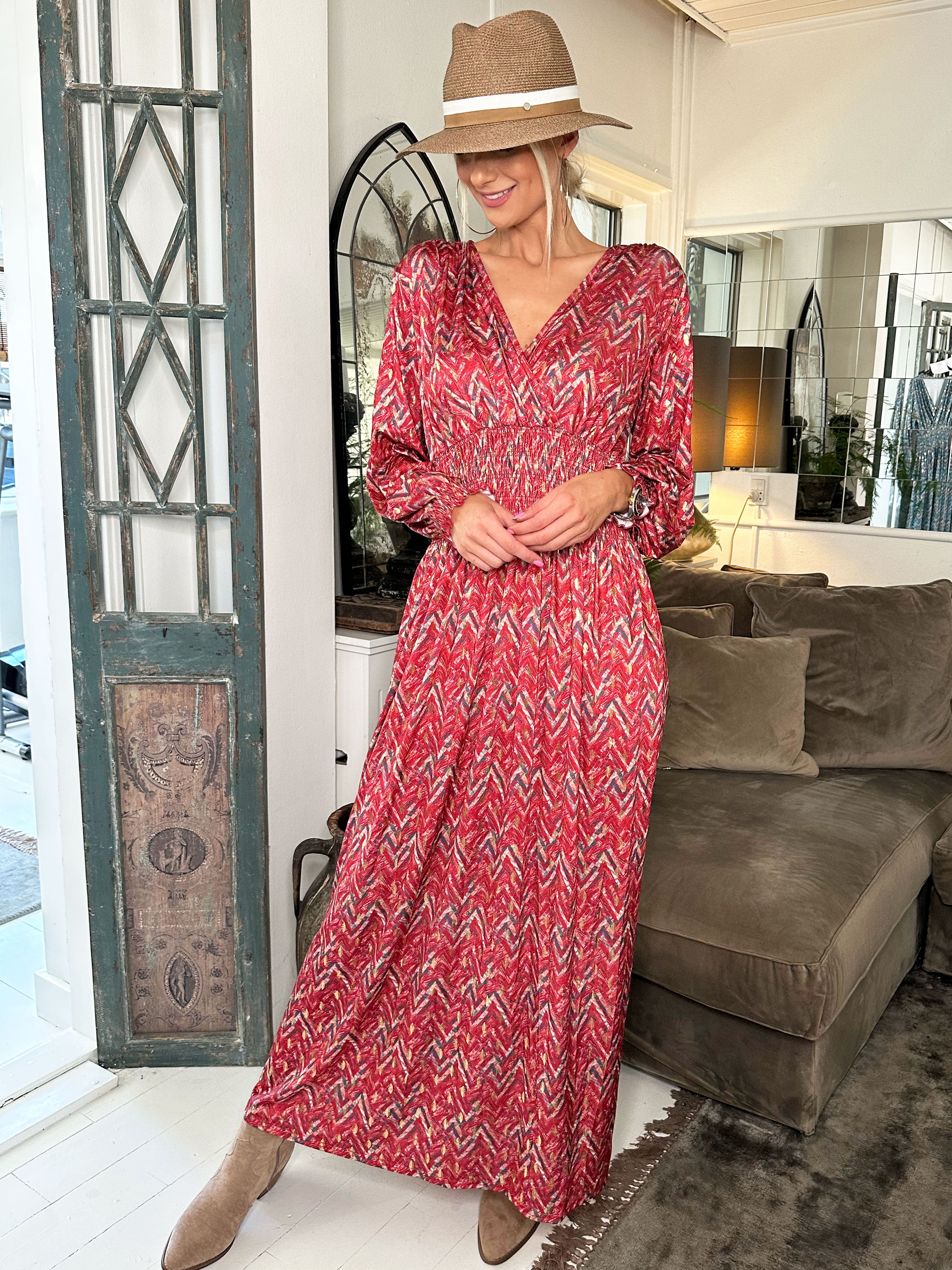 Pams ZigZag L/S - Lang elastisk kjole i krølfrit stof med lange ærmer